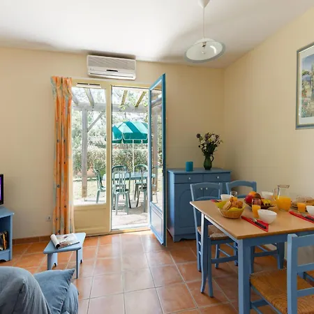 Дом отдыха Beautiful Maisonette With Air Conditioning In The Gard *